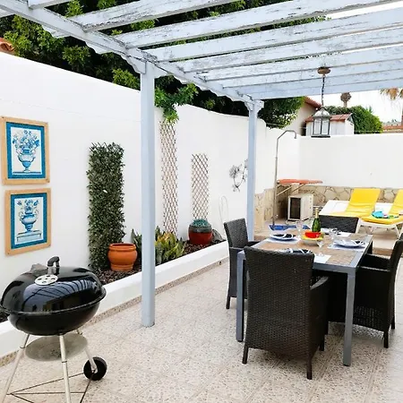 Da Sueno, Private Heated Pool Vila