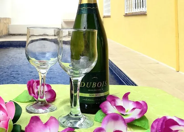 Da Sueno, Private Heated Pool فيلة كالاو سالفاجي