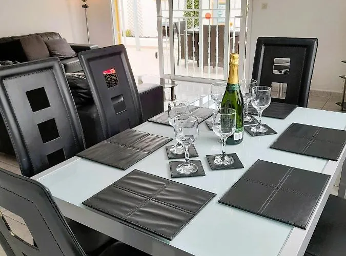 Da Sueño, Private Heated Pool